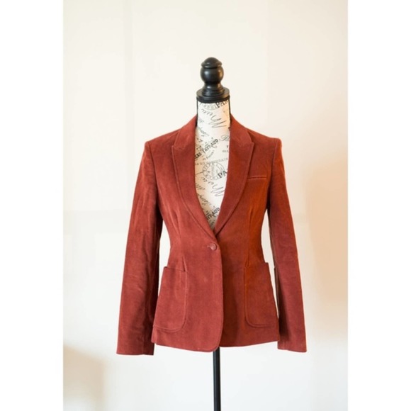 whistles red coat